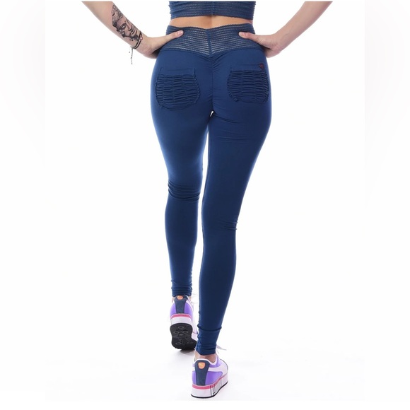 ➖CUTE BOOTY LOUNGE➖ Scrunch Butt Legging & Bra Lifestyle Set - Picture 6 of 9